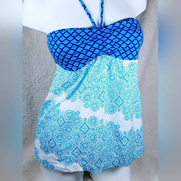 2 Vintage Roxy Tank Tops Blue and White Size Large - Picture 3 of 16